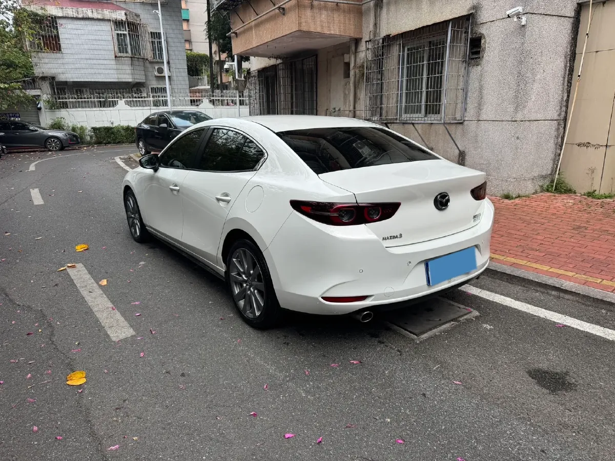 2023 Mazda 3 Axela 2.0L 158HP L4 6AT,autocango,china used car exporter,china ev exporter,chinese used car exporter,chinese used ev exporter
