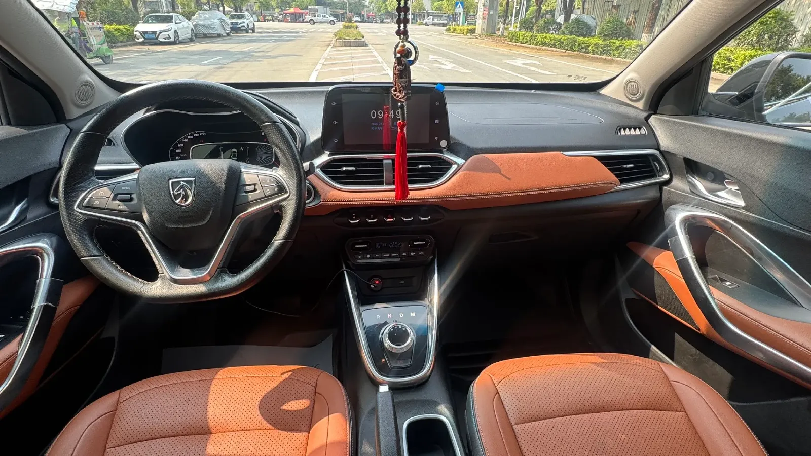 2017 HaiMa S5 Young Edition 1.6L 122HP L4 5MT,autocango,china used car exporter,china ev exporter,chinese used car exporter,chinese used ev exporter