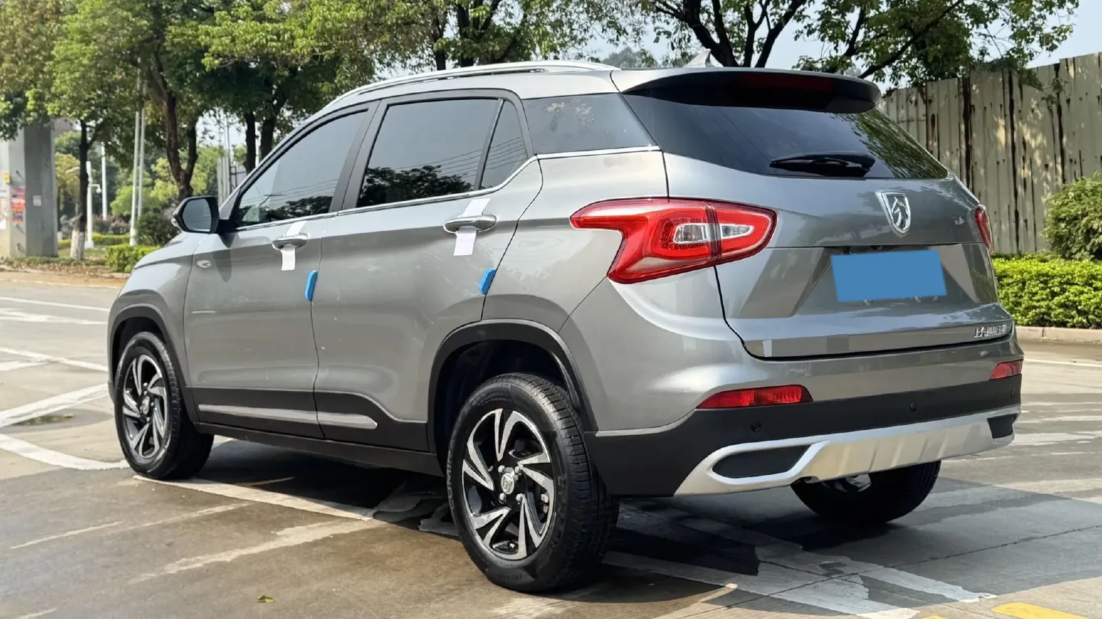 2017 HaiMa S5 Young Edition 1.6L 122HP L4 5MT,autocango,china used car exporter,china ev exporter,chinese used car exporter,chinese used ev exporter