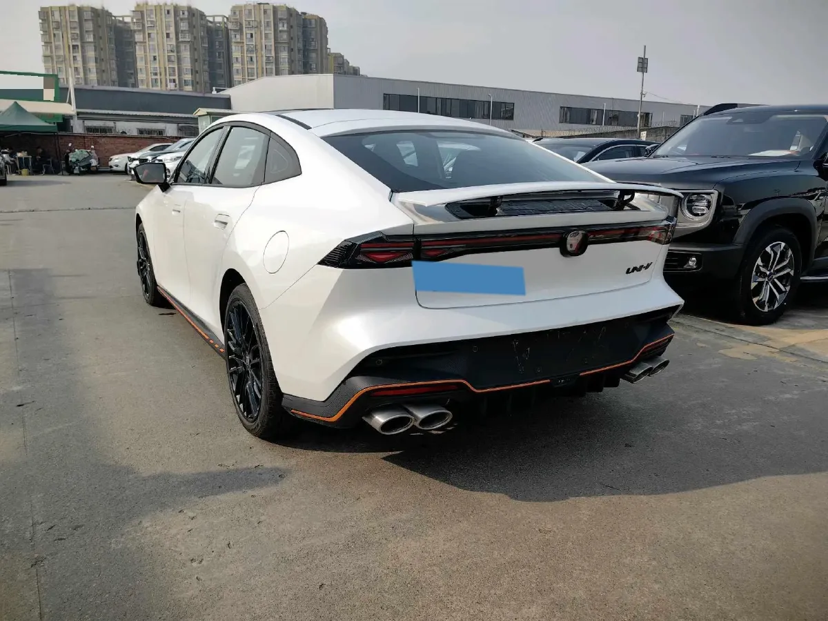 2025 ChangAn UNI-V 1.5T 192HP L4 7DCT,autocango,china used car exporter,china ev exporter,chinese used car exporter,chinese used ev exporter
