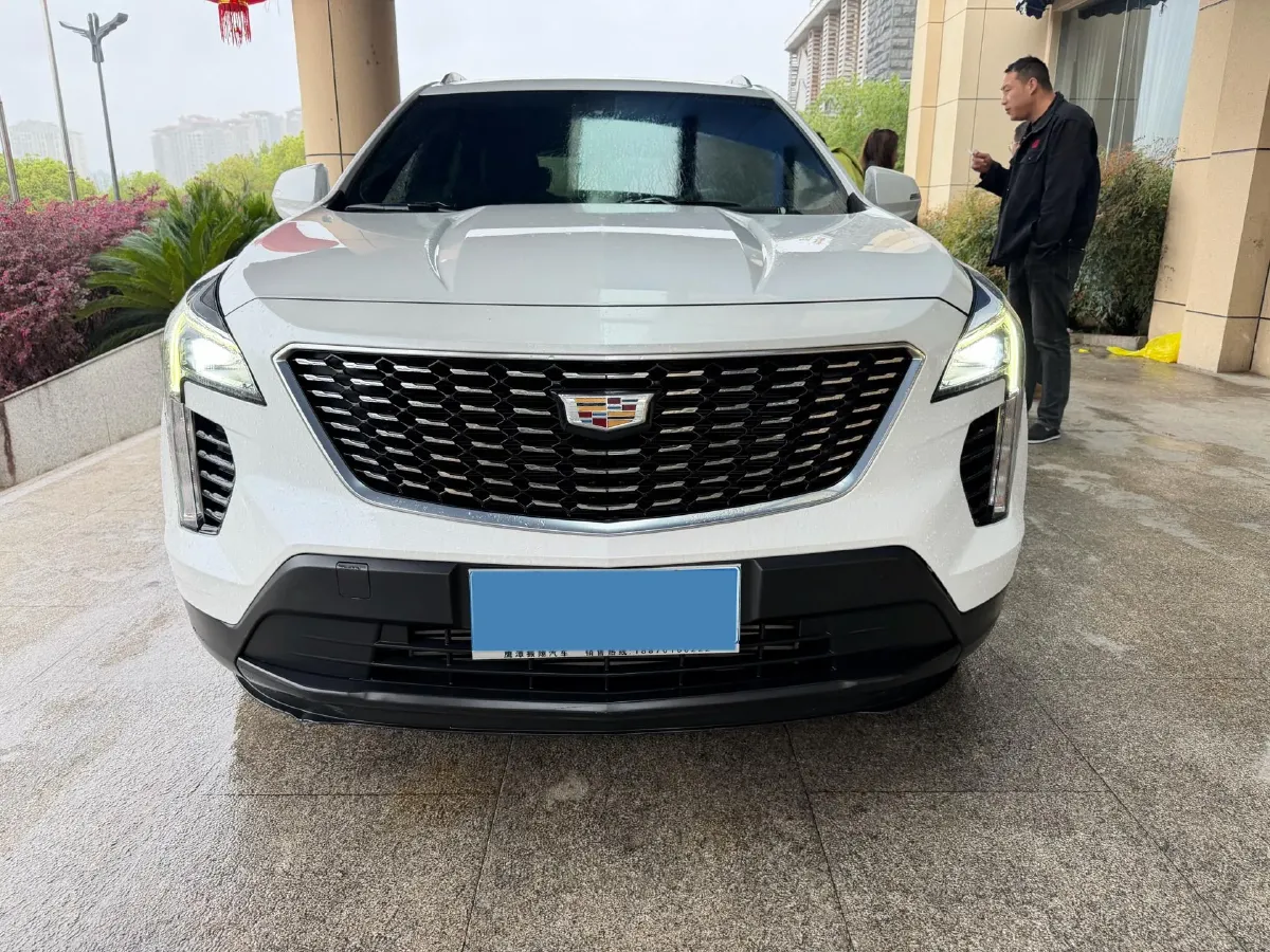 2021 Cadillac XT4 2.0T 237HP L4 9AT,autocango,china used car exporter,china ev exporter,chinese used car exporter,chinese used ev exporter