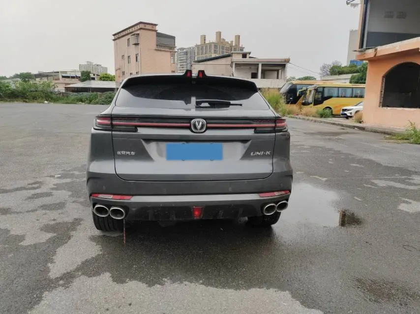 2021 ChangAn UNI-K 2.0T 233HP L4 8AT,autocango,china used car exporter,china ev exporter,chinese used car exporter,chinese used ev exporter