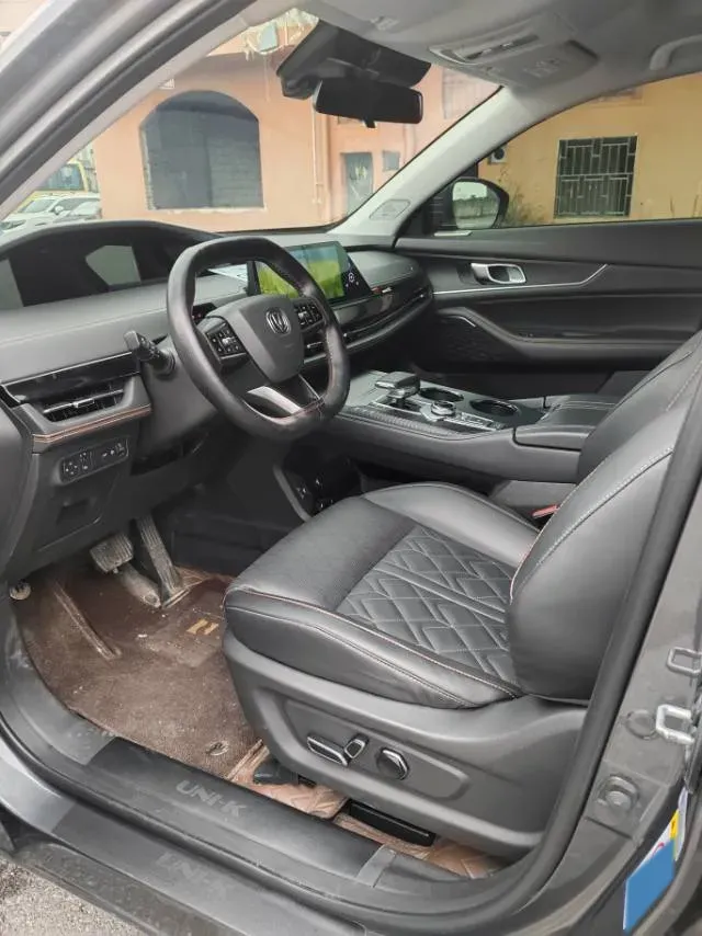 2021 ChangAn UNI-K 2.0T 233HP L4 8AT,autocango,china used car exporter,china ev exporter,chinese used car exporter,chinese used ev exporter