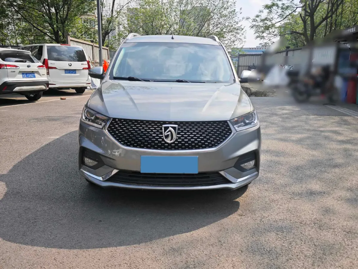 2019 BaoJun 360 1.5L 105HP L4 CVT,autocango,china used car exporter,china ev exporter,chinese used car exporter,chinese used ev exporter