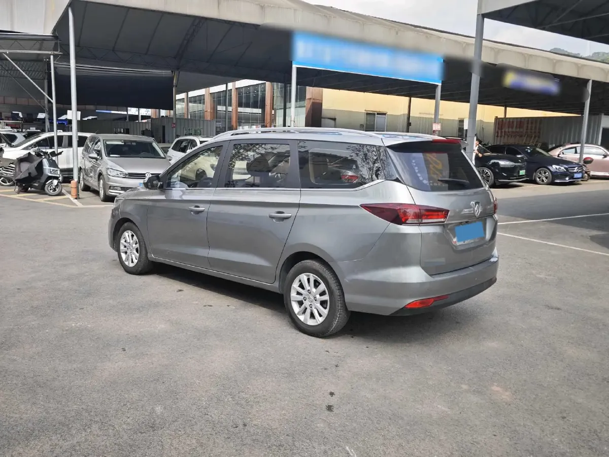 2019 BaoJun 360 1.5L 105HP L4 CVT,autocango,china used car exporter,china ev exporter,chinese used car exporter,chinese used ev exporter