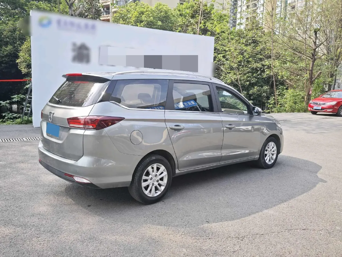 2019 BaoJun 360 1.5L 105HP L4 CVT,autocango,china used car exporter,china ev exporter,chinese used car exporter,chinese used ev exporter