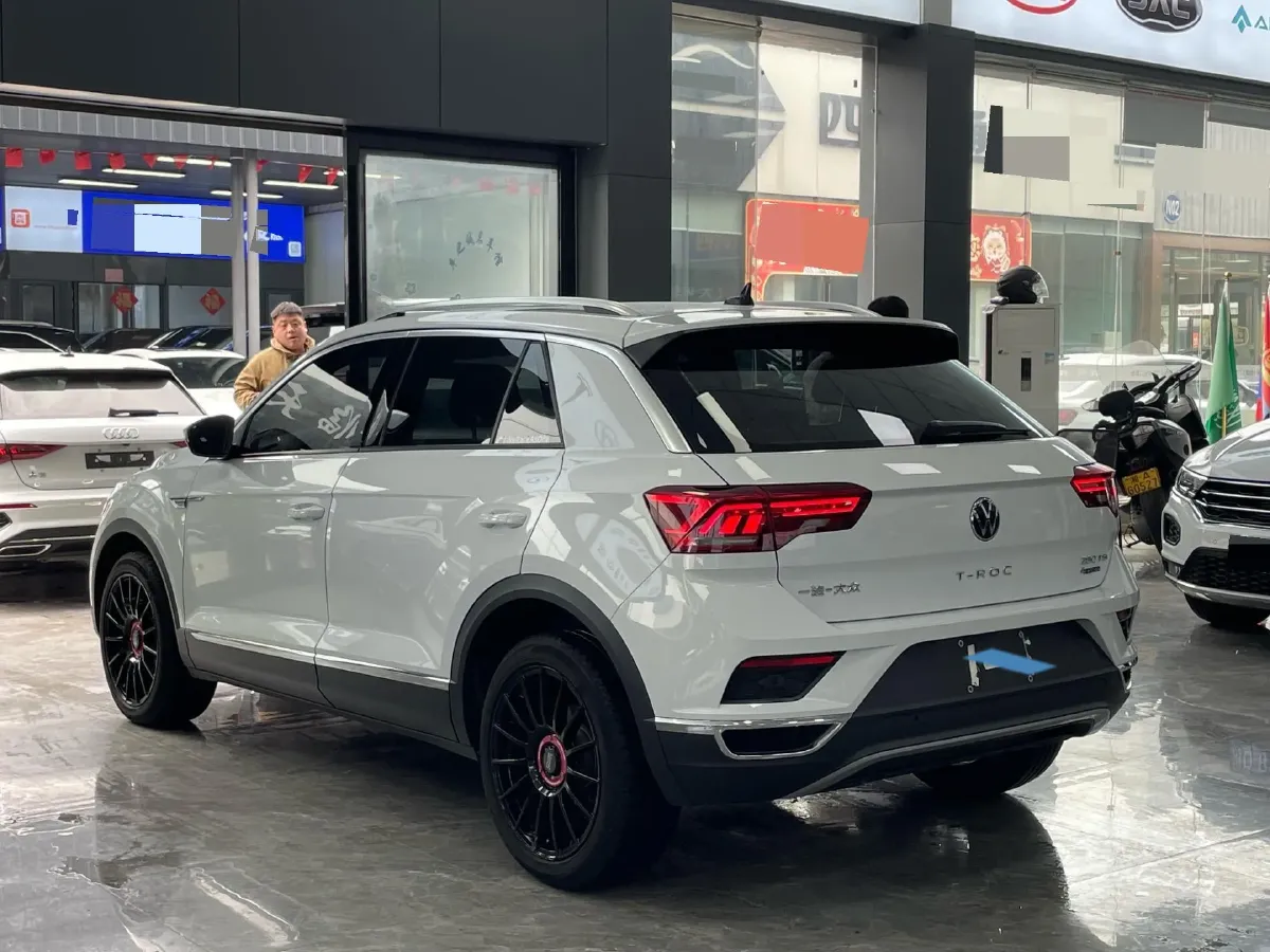 2021 Volkswagen T-Roc 1.4T 150HP L4 7DCT,autocango,china used car exporter,china ev exporter,chinese used car exporter,chinese used ev exporter