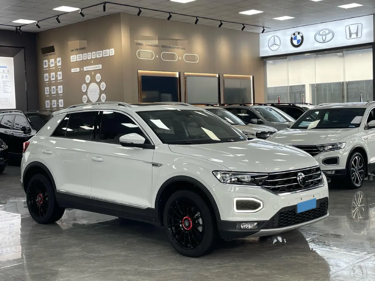 2021 Volkswagen T-Roc 1.4T 150HP L4 7DCT,autocango,china used car exporter,china ev exporter,chinese used car exporter,chinese used ev exporter