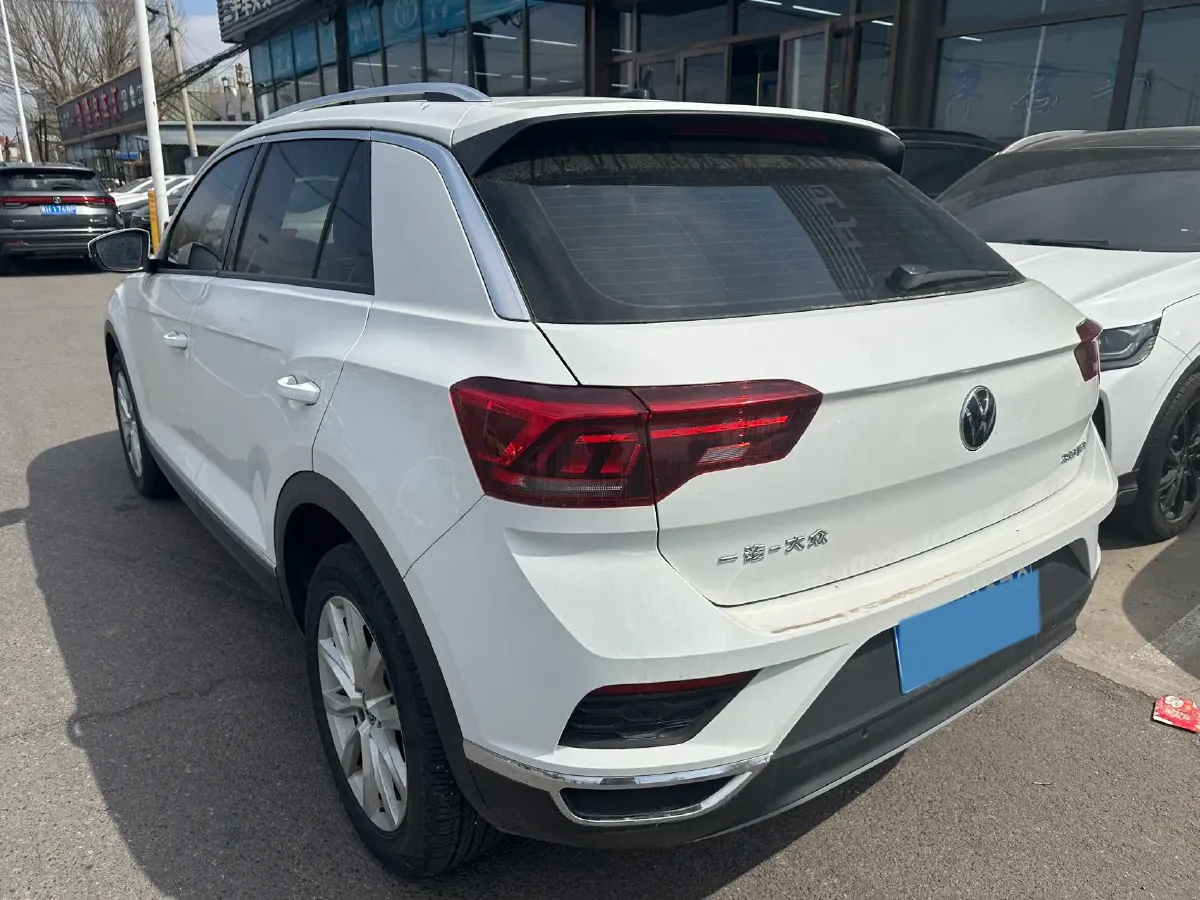 2021 Volkswagen T-Roc 1.4T 150HP L4 7DCT,autocango,china used car exporter,china ev exporter,chinese used car exporter,chinese used ev exporter