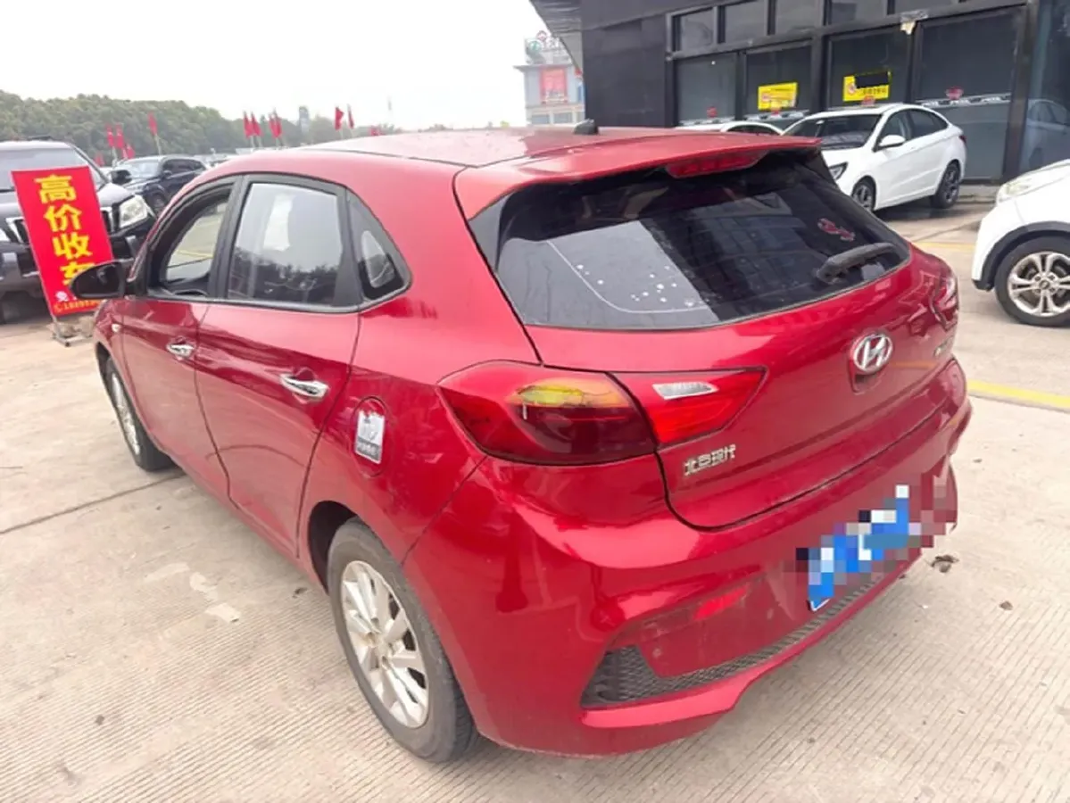 2017 Hyundai Verna RV 1.4L 100HP L4 6AT,autocango,china used car exporter,china ev exporter,chinese used car exporter,chinese used ev exporter