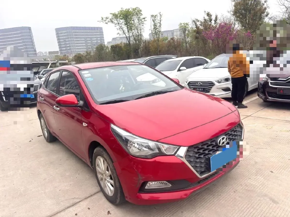 2017 Hyundai Verna RV 1.4L 100HP L4 6AT,autocango,china used car exporter,china ev exporter,chinese used car exporter,chinese used ev exporter