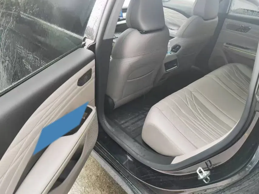 2025 Geely Galaxy Starshine 8 1.5T 163HP L4 3DHT PHEV 27.69KWH,autocango,china used car exporter,china ev exporter,chinese used car exporter,chinese used ev exporter