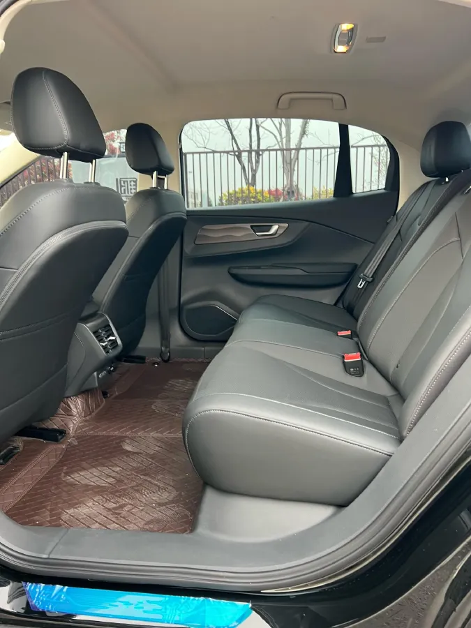 2023 HongQi E-QM5 BEV 54KWH,autocango,china used car exporter,china ev exporter,chinese used car exporter,chinese used ev exporter