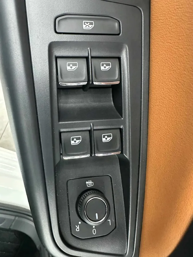 2023 Volkswagen Bora 1.2T 116HP L4 7DCT,autocango,china used car exporter,china ev exporter,chinese used car exporter,chinese used ev exporter