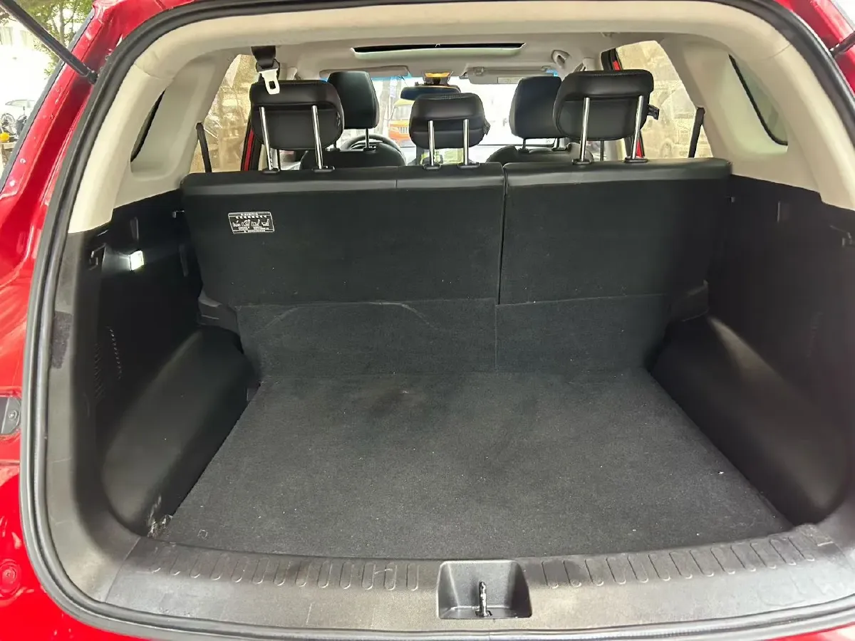 2018 BaoJun 530 1.5T 150HP L4 6DCT,autocango,china used car exporter,china ev exporter,chinese used car exporter,chinese used ev exporter