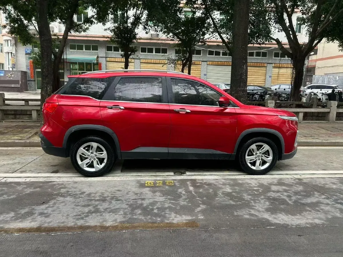 2018 BaoJun 530 1.5T 150HP L4 6DCT,autocango,china used car exporter,china ev exporter,chinese used car exporter,chinese used ev exporter