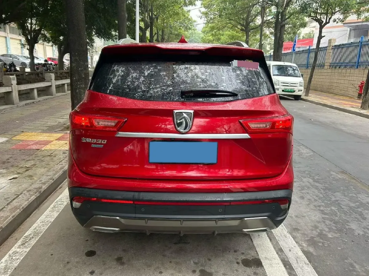 2018 BaoJun 530 1.5T 150HP L4 6DCT,autocango,china used car exporter,china ev exporter,chinese used car exporter,chinese used ev exporter