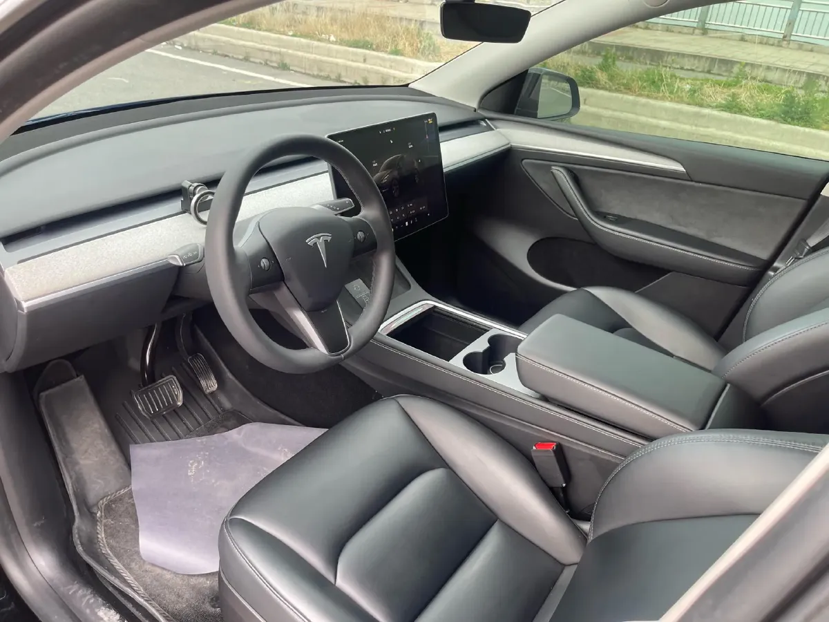 2024 Iveco OuSheng BEV 77.28KWH,autocango,china used car exporter,china ev exporter,chinese used car exporter,chinese used ev exporter