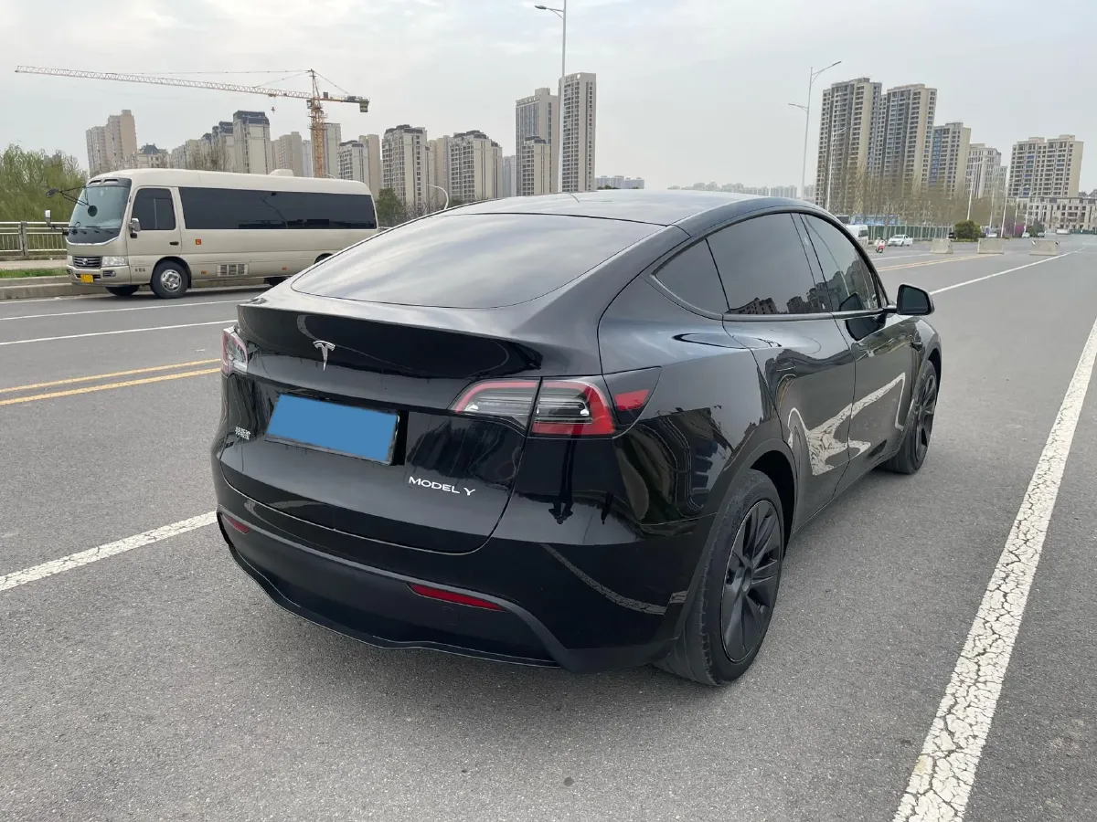 2024 Iveco OuSheng BEV 77.28KWH,autocango,china used car exporter,china ev exporter,chinese used car exporter,chinese used ev exporter