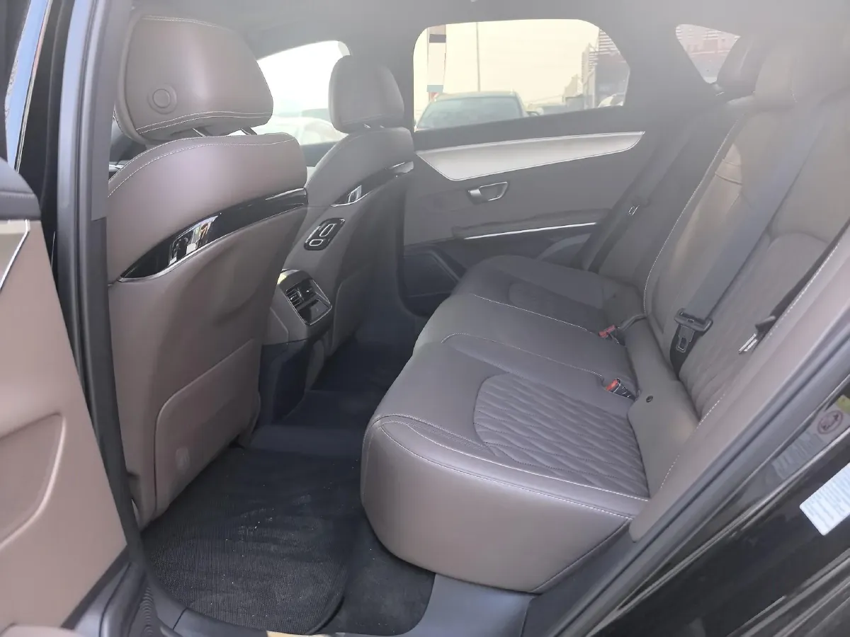 2025 BYD Han 1.5T 156HP L4 E-CVT PHEV,autocango,china used car exporter,china ev exporter,chinese used car exporter,chinese used ev exporter