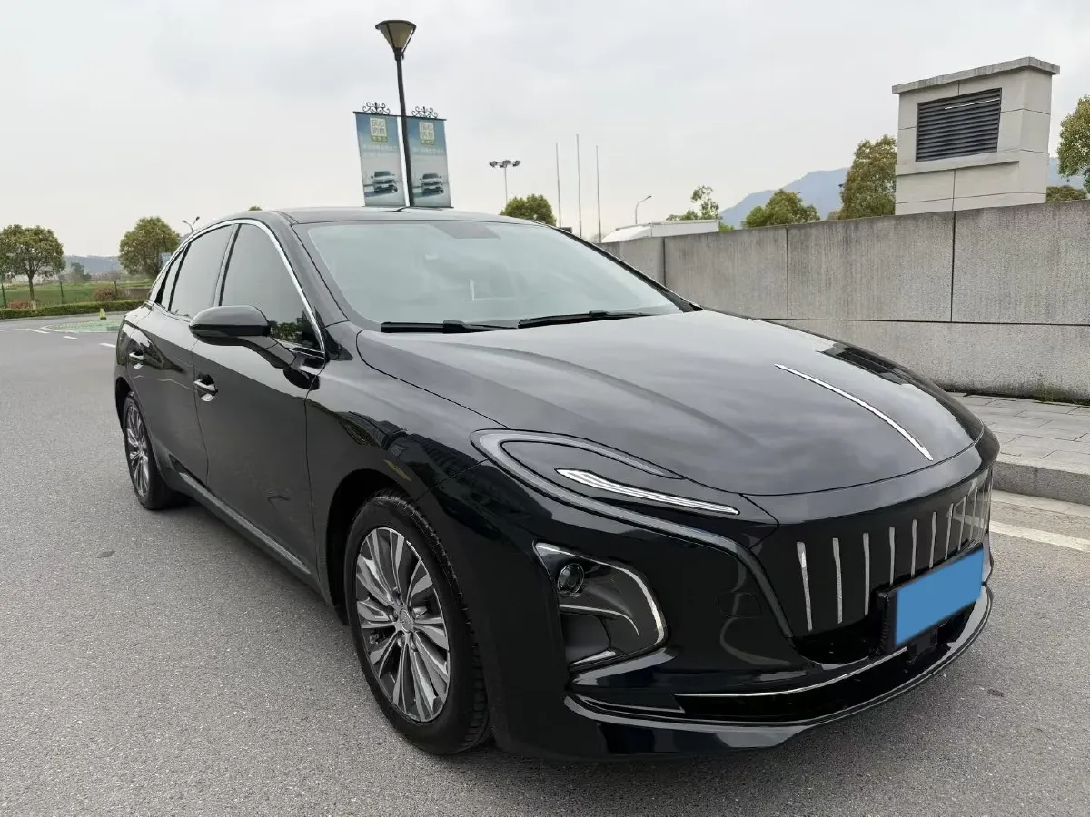 2022 HongQi E-QM5 BEV 54KWH,autocango,china used car exporter,china ev exporter,chinese used car exporter,chinese used ev exporter