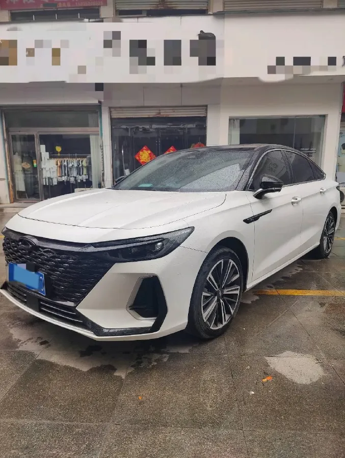 2025 Chery Arrizo 8 1.6T 197HP L4 7DCT,autocango,china used car exporter,china ev exporter,chinese used car exporter,chinese used ev exporter
