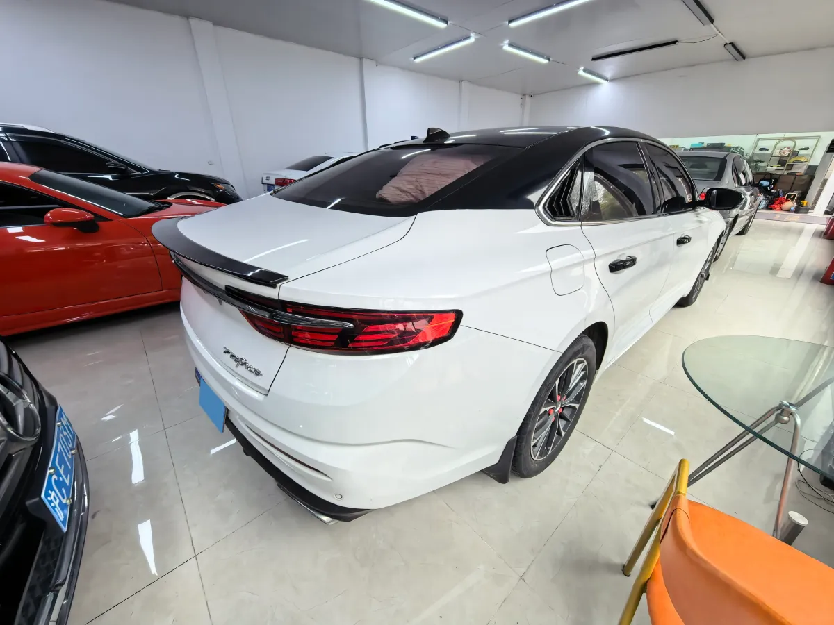 2021 Geely Preface 2.0T 190HP L4 7DCT,autocango,china used car exporter,china ev exporter,chinese used car exporter,chinese used ev exporter