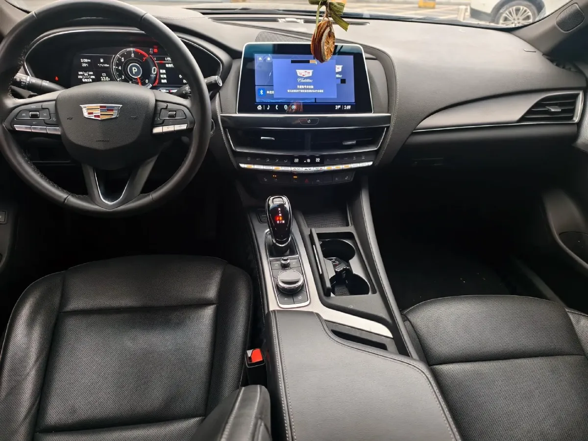 2023 Cadillac CT5 2.0T 237HP L4 10AT,autocango,china used car exporter,china ev exporter,chinese used car exporter,chinese used ev exporter