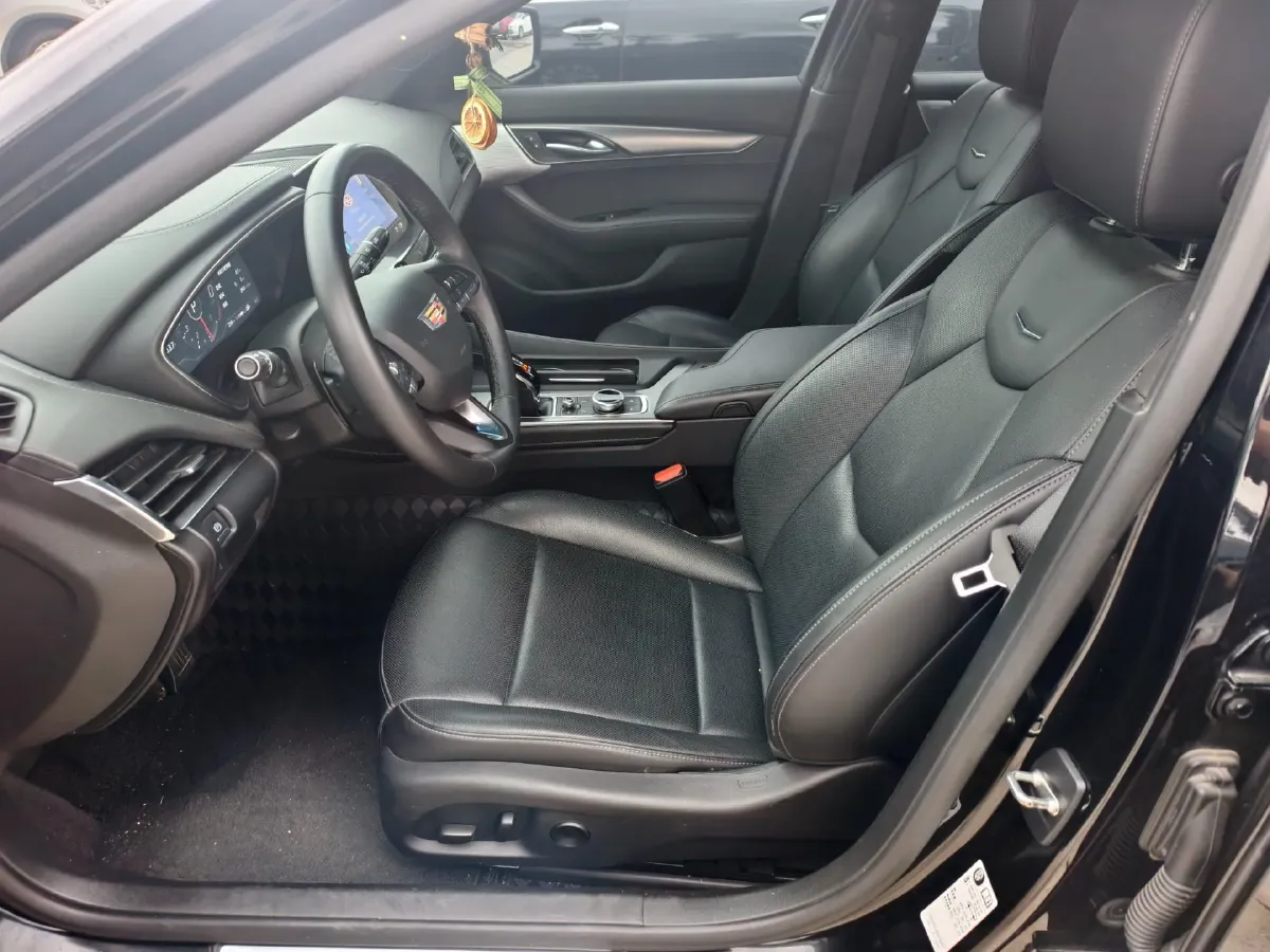 2023 Cadillac CT5 2.0T 237HP L4 10AT,autocango,china used car exporter,china ev exporter,chinese used car exporter,chinese used ev exporter