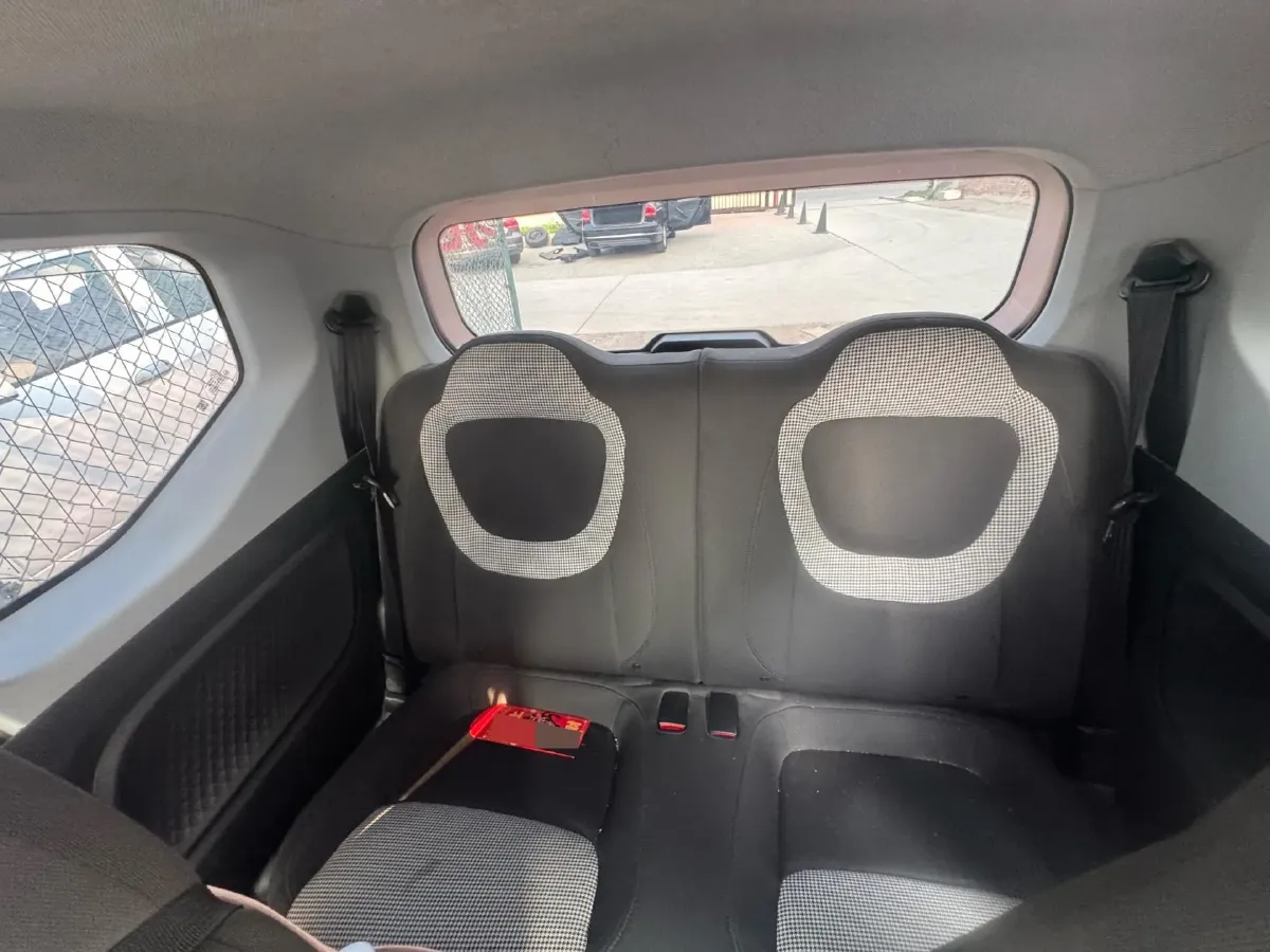 2024 WuLing HongGuang MINI EV BEV 13.4KWH,autocango,china used car exporter,china ev exporter,chinese used car exporter,chinese used ev exporter