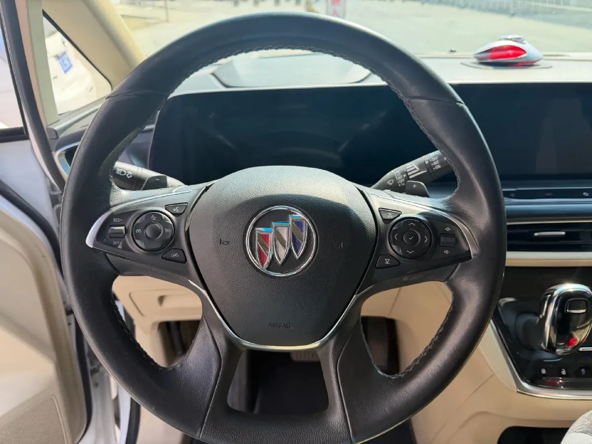 2022 Buick GL8 2.0T 237HP L4 9AT,autocango,china used car exporter,china ev exporter,chinese used car exporter,chinese used ev exporter