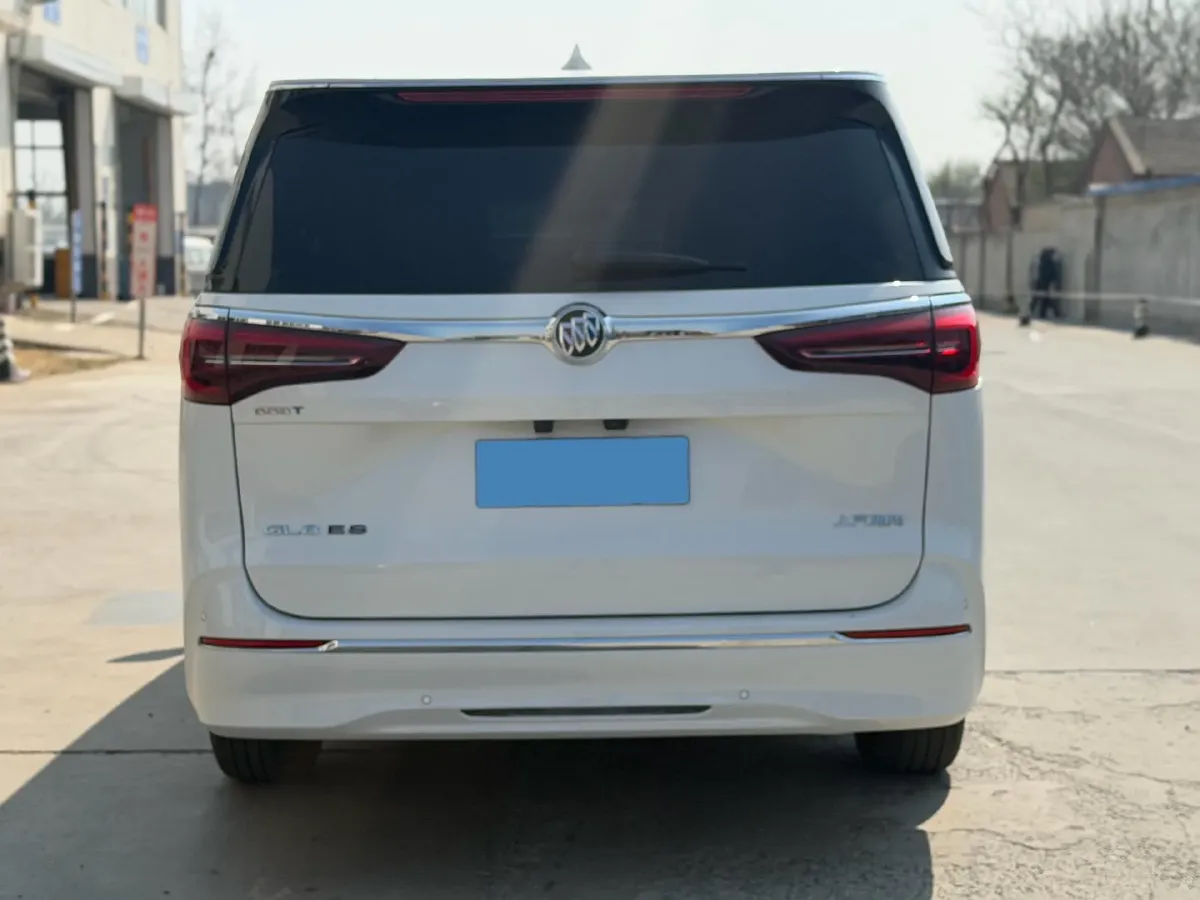 2022 Buick GL8 2.0T 237HP L4 9AT,autocango,china used car exporter,china ev exporter,chinese used car exporter,chinese used ev exporter