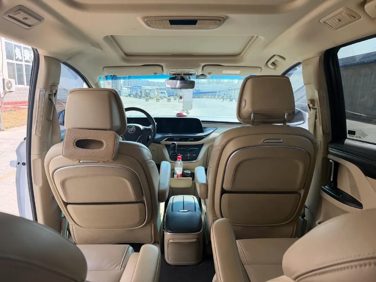 2022 Buick GL8 2.0T 237HP L4 9AT,autocango,china used car exporter,china ev exporter,chinese used car exporter,chinese used ev exporter