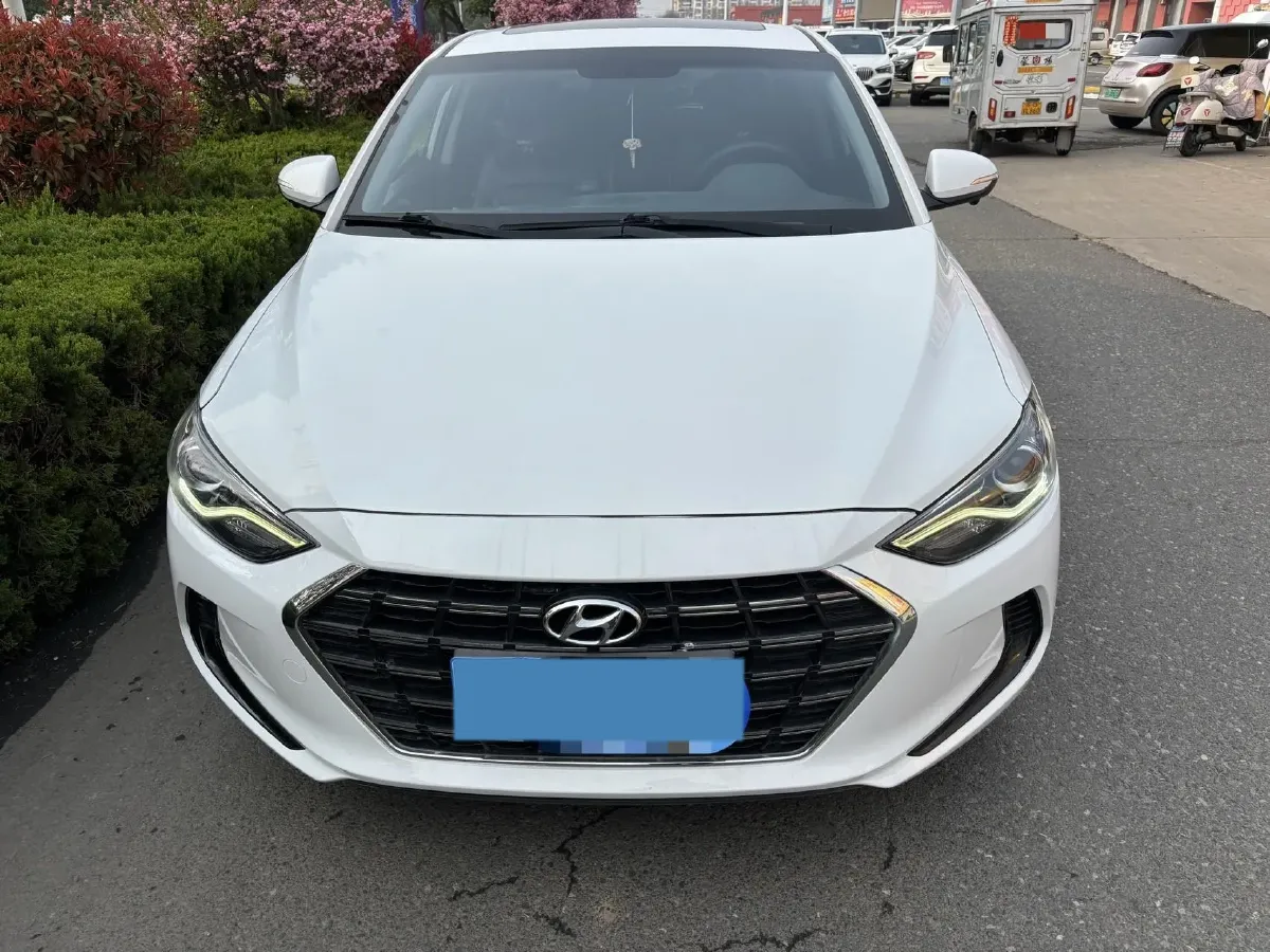 2020 Hyundai Elantra 1.5L 115HP L4 CVT,autocango,china used car exporter,china ev exporter,chinese used car exporter,chinese used ev exporter