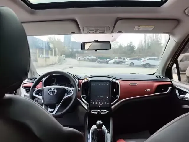 2017 BAW Battle Flag Pickup 2.8T 102HP L4 5MT,autocango,china used car exporter,china ev exporter,chinese used car exporter,chinese used ev exporter