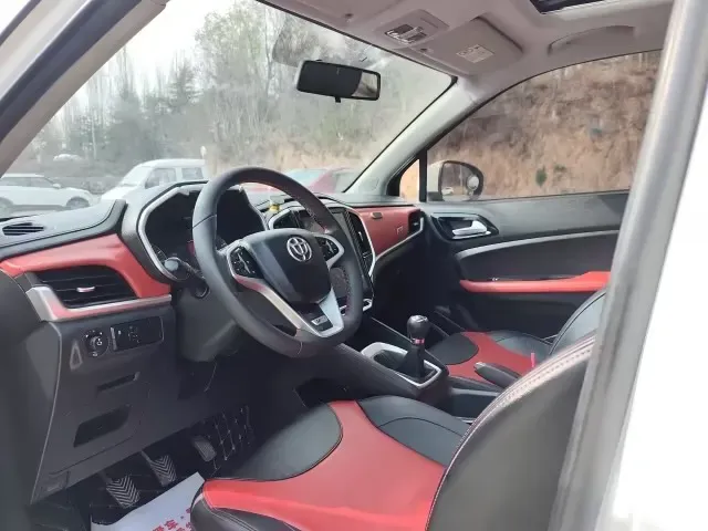 2017 BAW Battle Flag Pickup 2.8T 102HP L4 5MT,autocango,china used car exporter,china ev exporter,chinese used car exporter,chinese used ev exporter