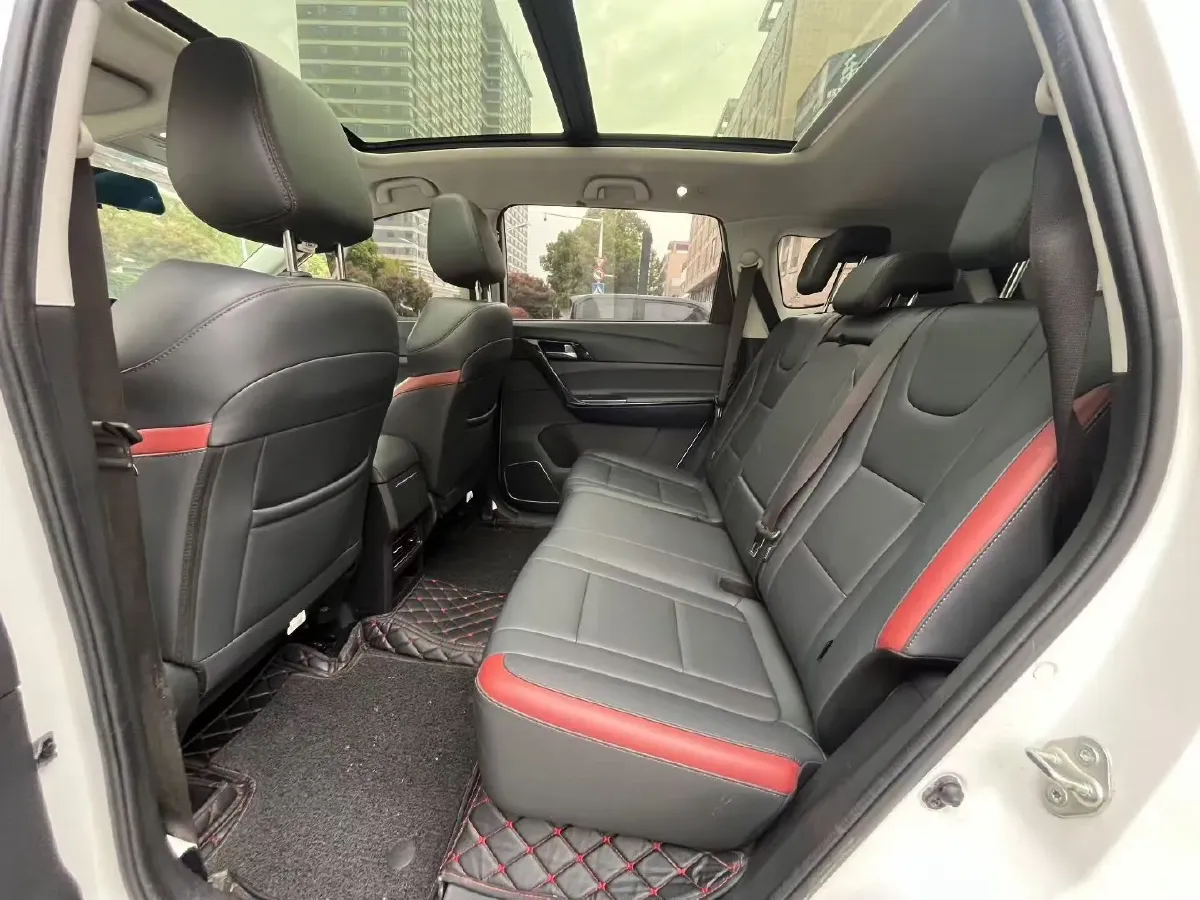 2021 DongFeng Forthing T5 1.6L 122HP L4 5MT,autocango,china used car exporter,china ev exporter,chinese used car exporter,chinese used ev exporter