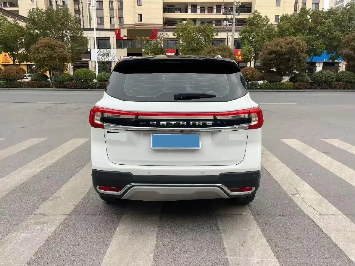 2021 DongFeng Forthing T5 1.6L 122HP L4 5MT,autocango,china used car exporter,china ev exporter,chinese used car exporter,chinese used ev exporter