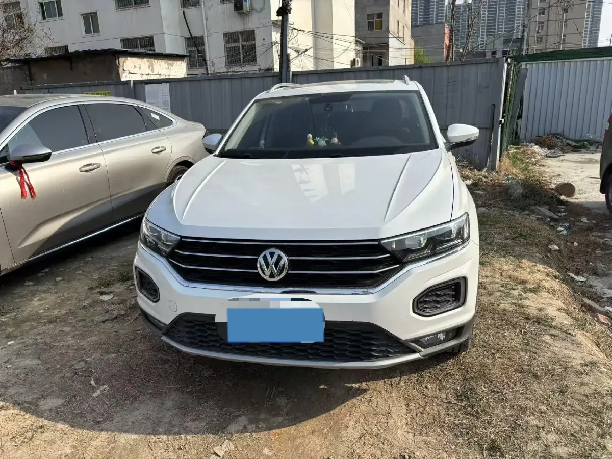 2020 Volkswagen T-Roc 1.4T 150HP L4 7DCT,autocango,china used car exporter,china ev exporter,chinese used car exporter,chinese used ev exporter