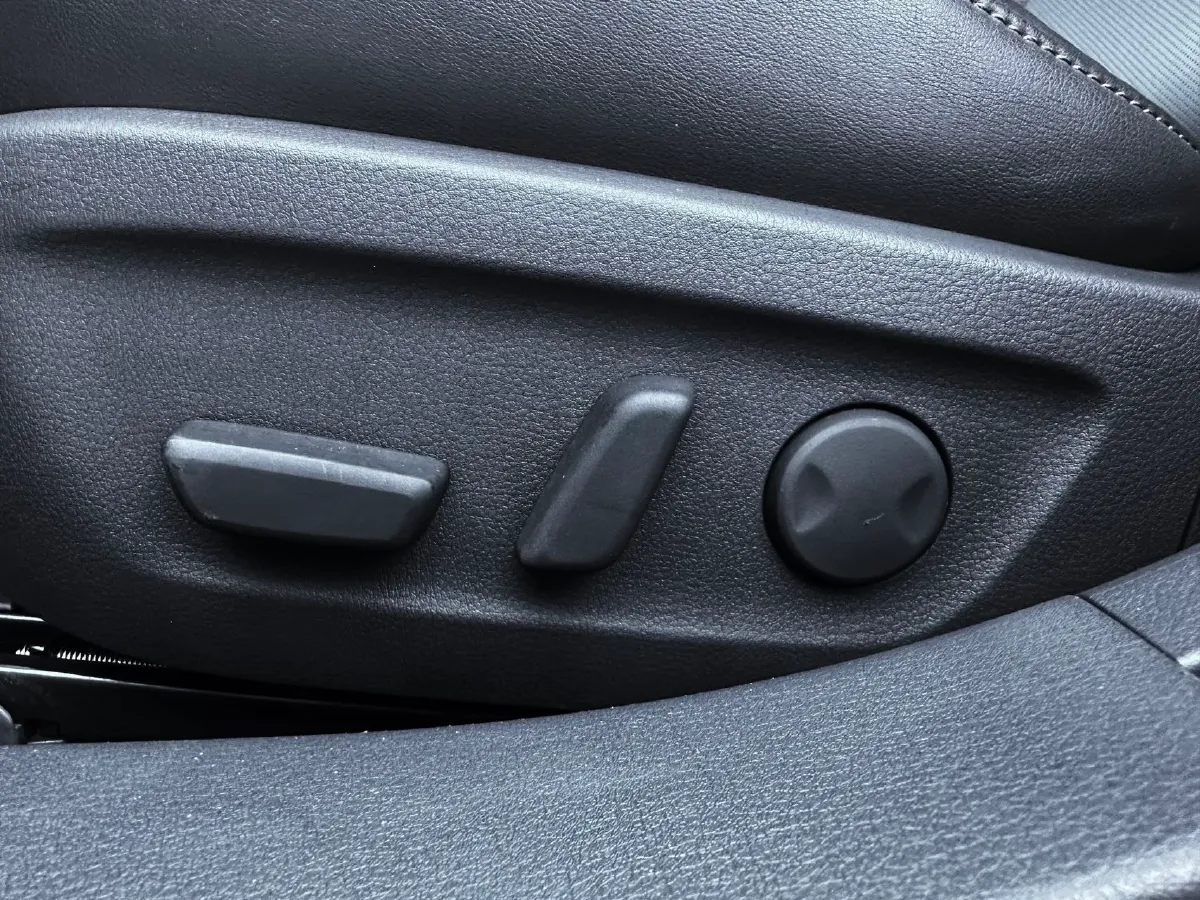 2022 Mazda 3 Axela 2.0L 158HP L4 6AT,autocango,china used car exporter,china ev exporter,chinese used car exporter,chinese used ev exporter