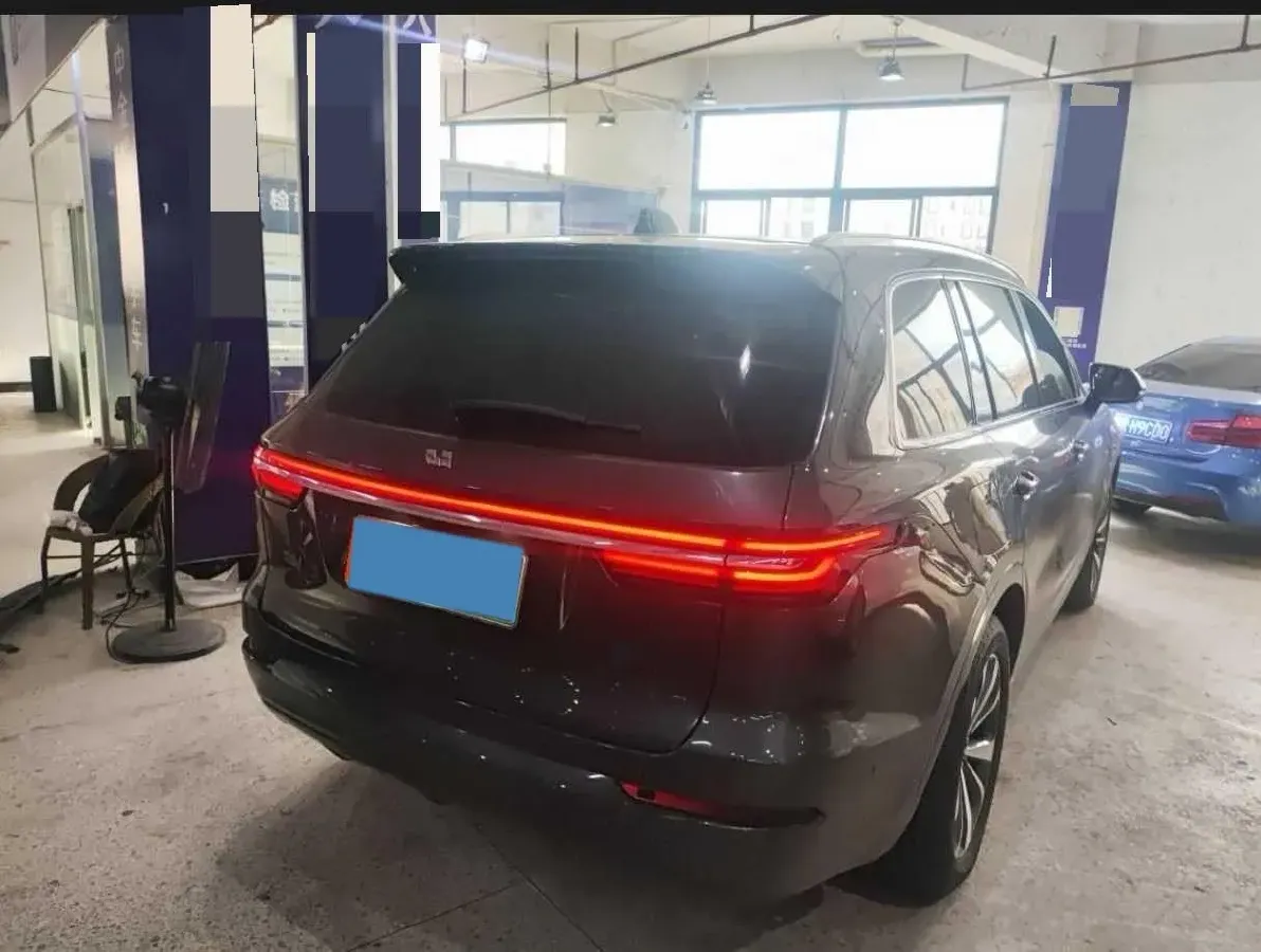 2021 Li ONE Range Extended 131HP REEV 40.5KWH,autocango,china used car exporter,china ev exporter,chinese used car exporter,chinese used ev exporter