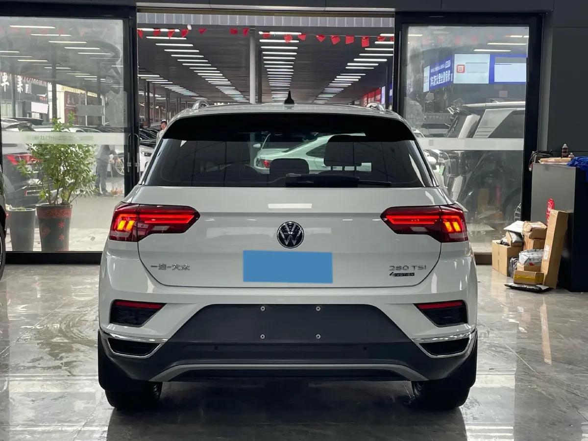 2021 Volkswagen T-Roc 1.4T 150HP L4 7DCT,autocango,china used car exporter,china ev exporter,chinese used car exporter,chinese used ev exporter