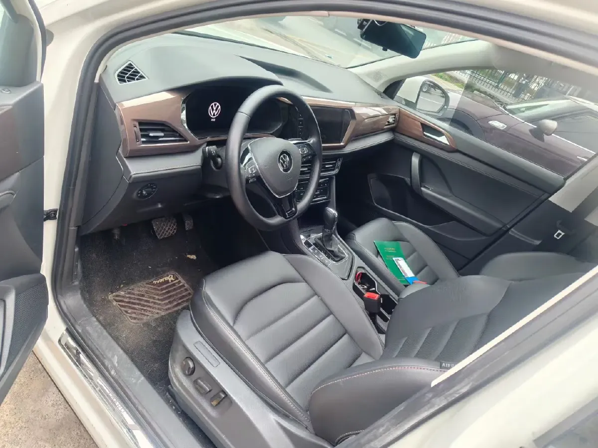 2021 Volkswagen Tharu 1.4T 150HP L4 7DCT,autocango,china used car exporter,china ev exporter,chinese used car exporter,chinese used ev exporter