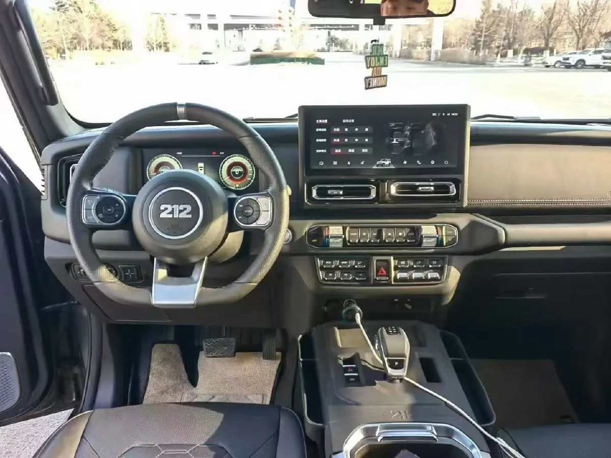 2024 212 212 T01 2.0T 252HP L4 8AT,autocango,china used car exporter,china ev exporter,chinese used car exporter,chinese used ev exporter