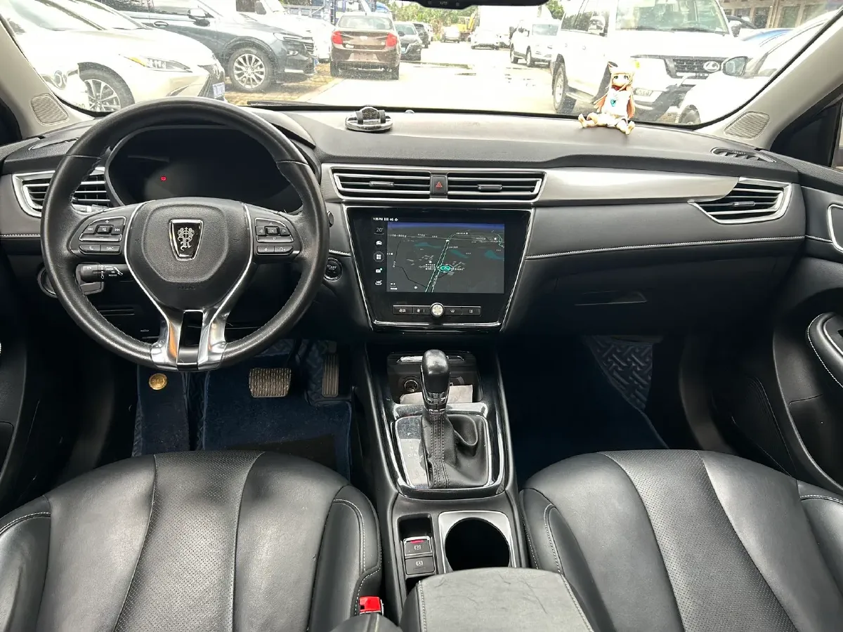 2019 Roewe i5 1.5T 169HP L4 7DCT,autocango,china used car exporter,china ev exporter,chinese used car exporter,chinese used ev exporter