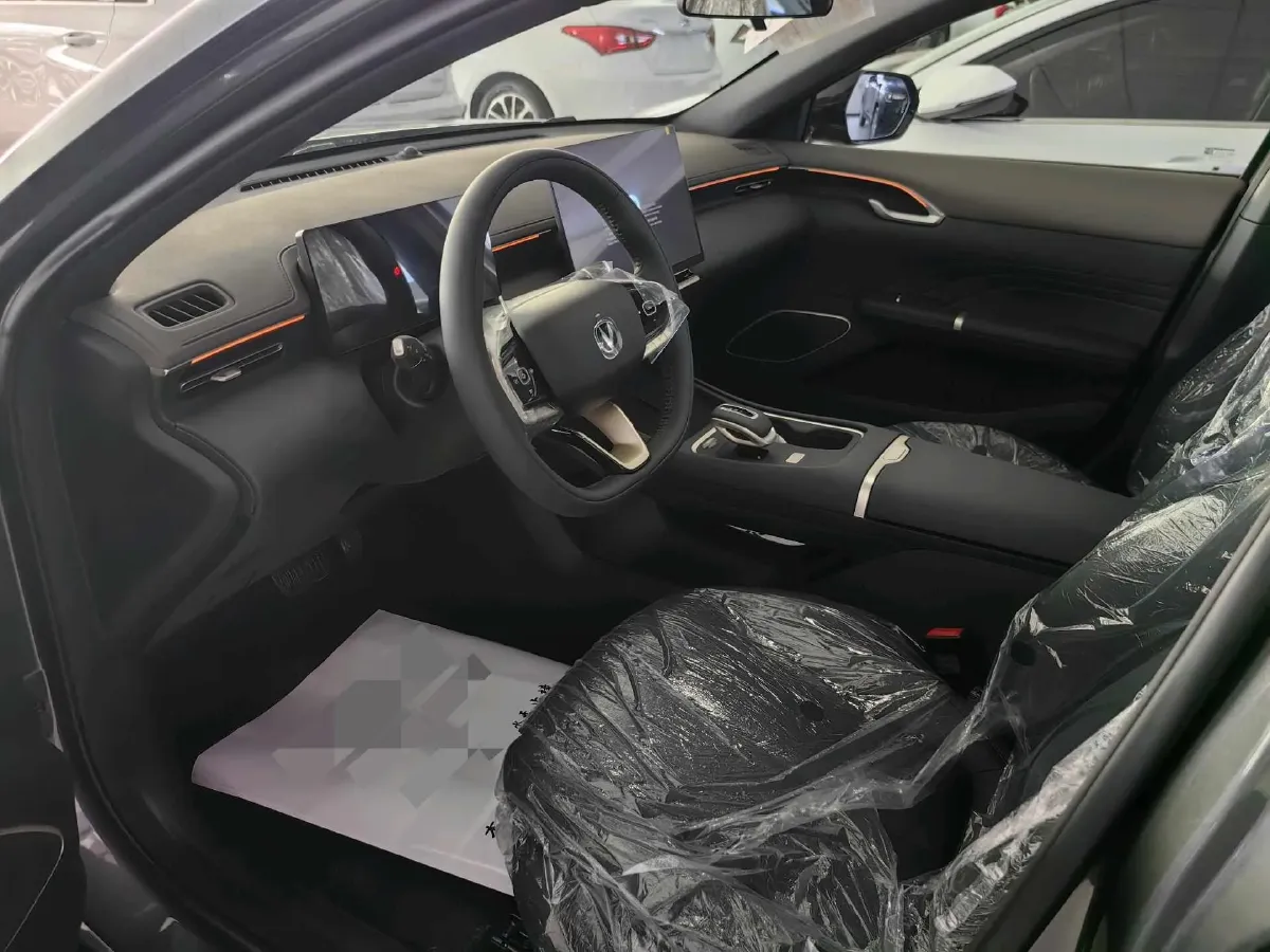 2026 ChangAn Eado 1.5T 192HP L4 7DCT,autocango,china used car exporter,china ev exporter,chinese used car exporter,chinese used ev exporter