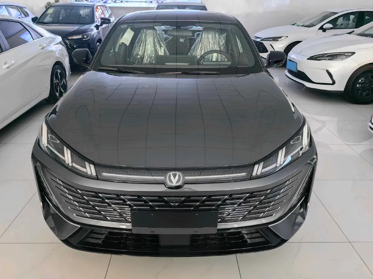 2026 ChangAn Eado 1.5T 192HP L4 7DCT,autocango,china used car exporter,china ev exporter,chinese used car exporter,chinese used ev exporter