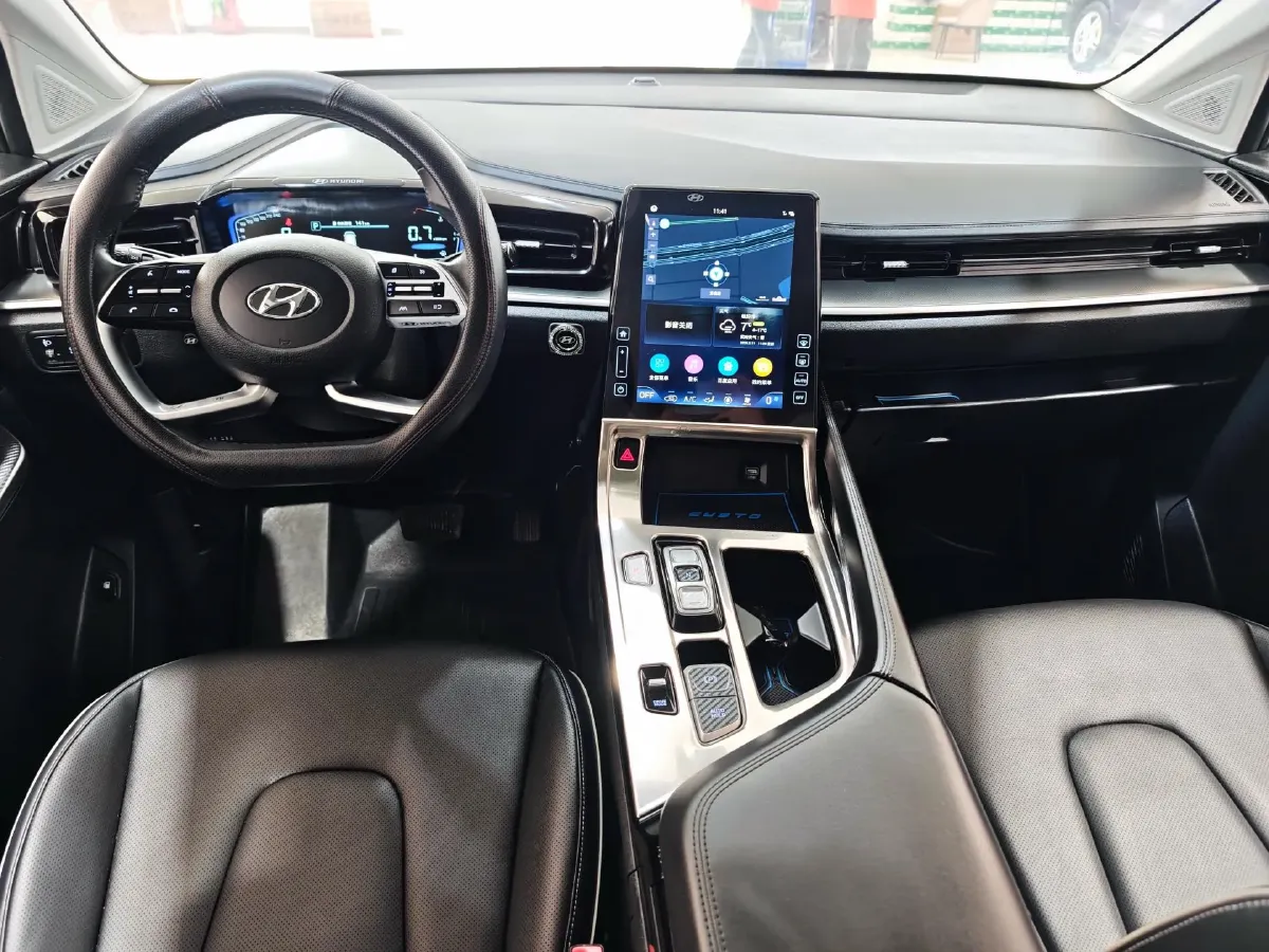 2024 Hyundai Custo 1.5T 170HP L4 8AT,autocango,china used car exporter,china ev exporter,chinese used car exporter,chinese used ev exporter