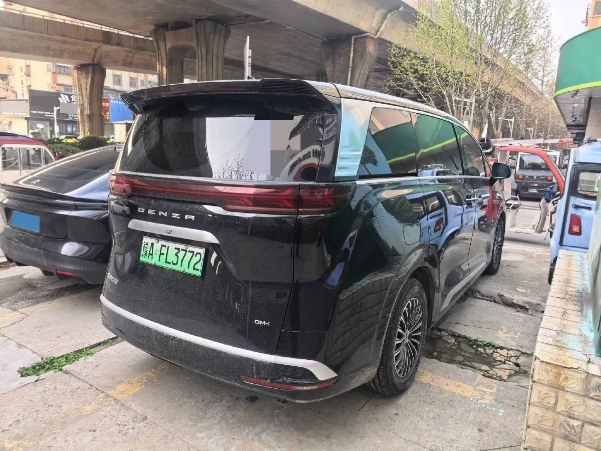 2022 HongQi HS7 3.0T 337HP V6 8AT,autocango,china used car exporter,china ev exporter,chinese used car exporter,chinese used ev exporter