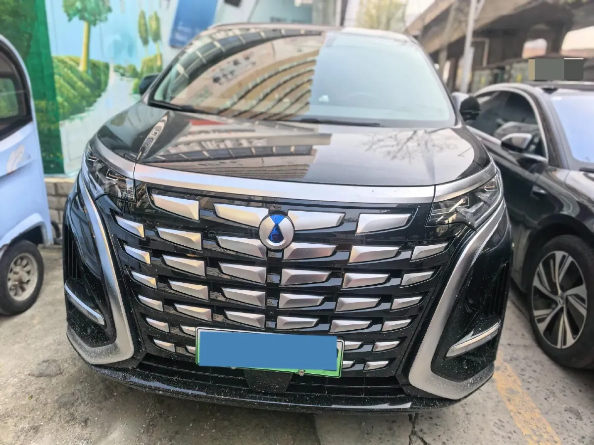 2022 HongQi HS7 3.0T 337HP V6 8AT,autocango,china used car exporter,china ev exporter,chinese used car exporter,chinese used ev exporter